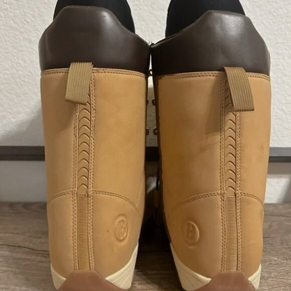 Burton Boxer Mens Snowboard Boots! Size 10 Tan Hiking Boot Excellent Condition - Picture 3 of 4